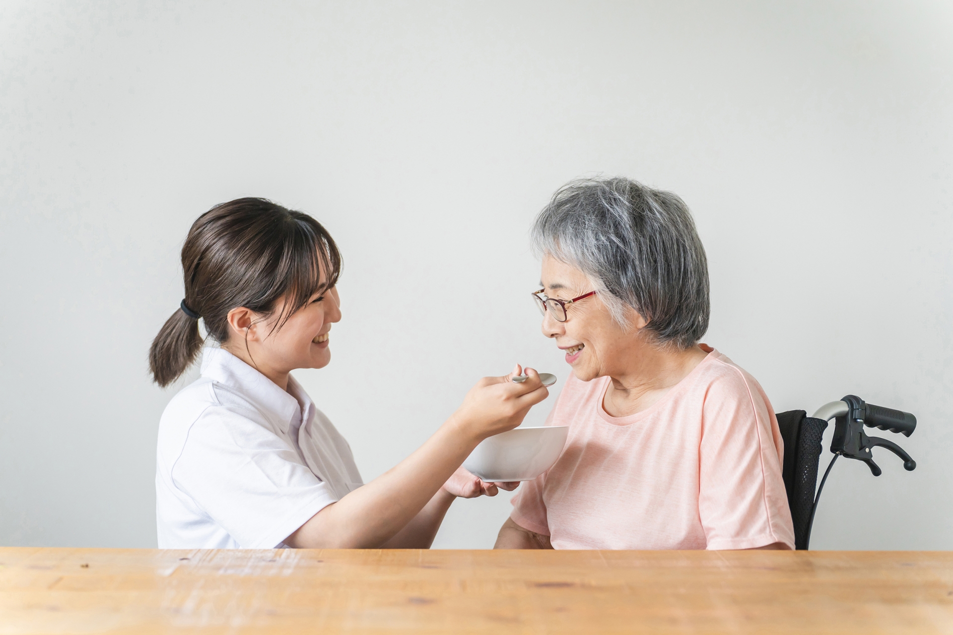 朝食の様子